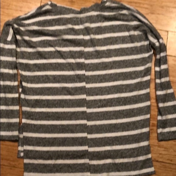 TheImpeccable pig  S Gray &white soft stripe shirt - Picture 3 of 3